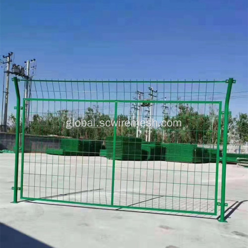 Chain Link Fence 4.5MM Green Welded Wire Mesh Fence Manufactory